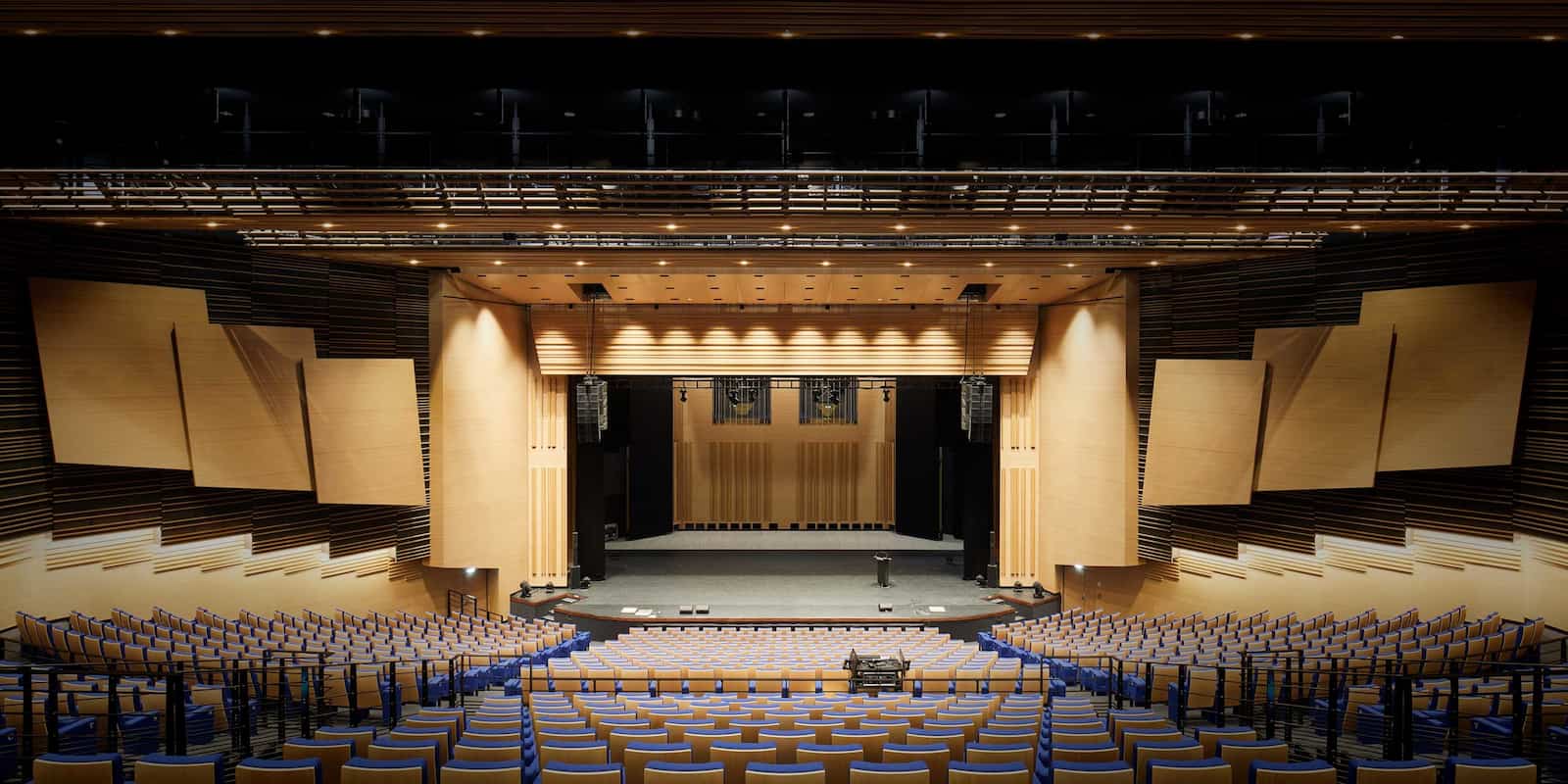 centre-congres-auditorium-angers-architecte-durand (7)