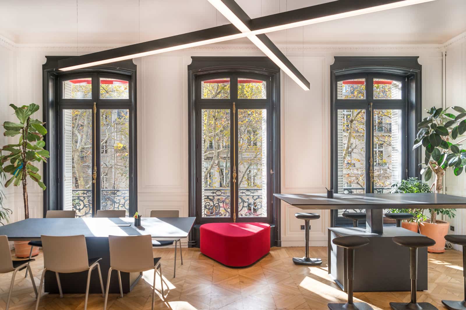 rehabilitation-bureaux-haussmanniens-paris-8eme-avenue-messine-architecte-durand (1)
