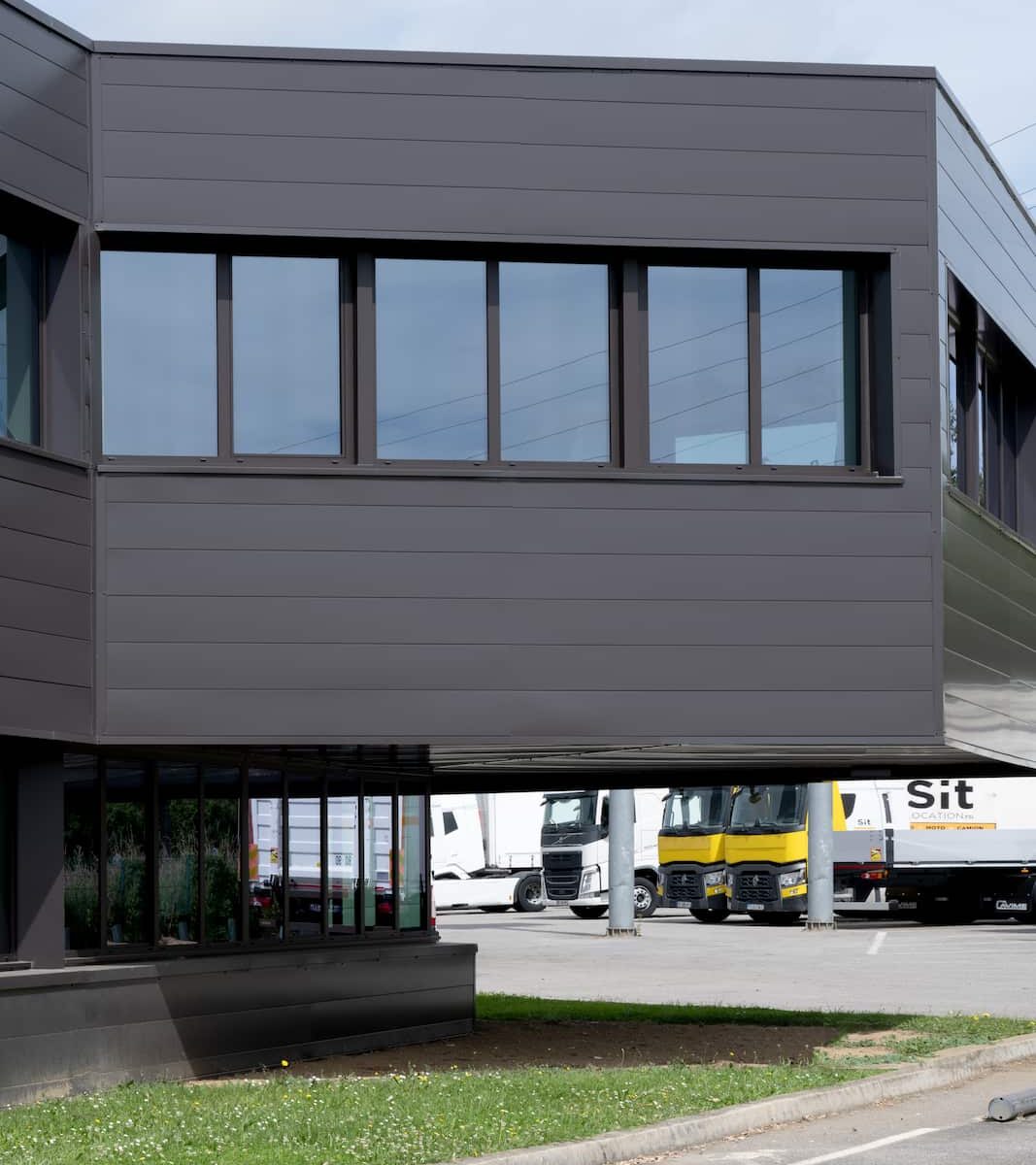 rehabilition-trappes-bureaux-architecte-durand (17)