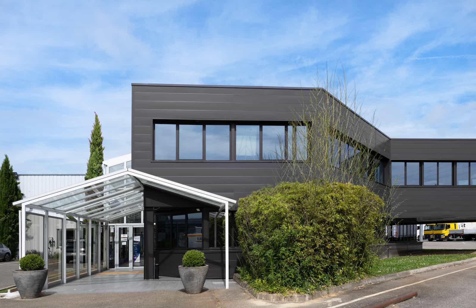 rehabilition-trappes-bureaux-architecte-durand (25)